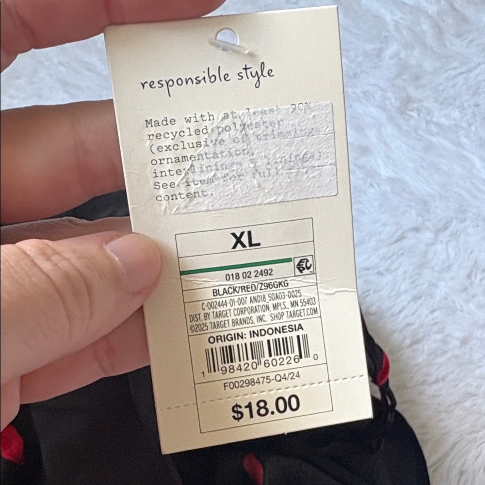 NWT A New Day Black With Red Lips Print Satin Camisole XL - Picture 7 of 10